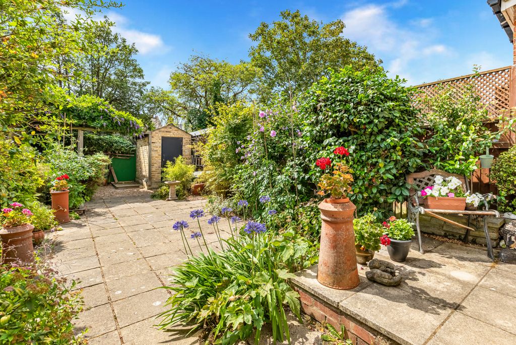 Property photo 2 of 15