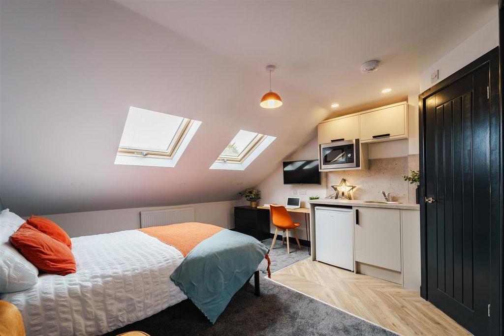 Property photo 2 of 18 250319-Vp337-135Nr-001.Jpg