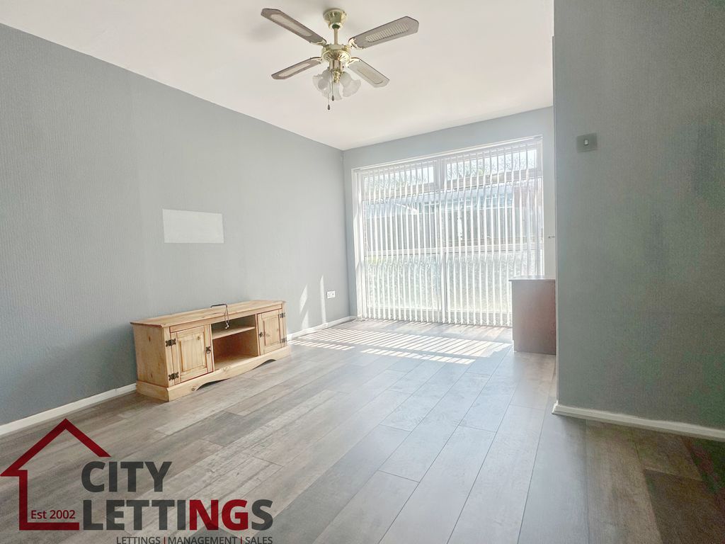 Property photo 3 of 17 Img_4828