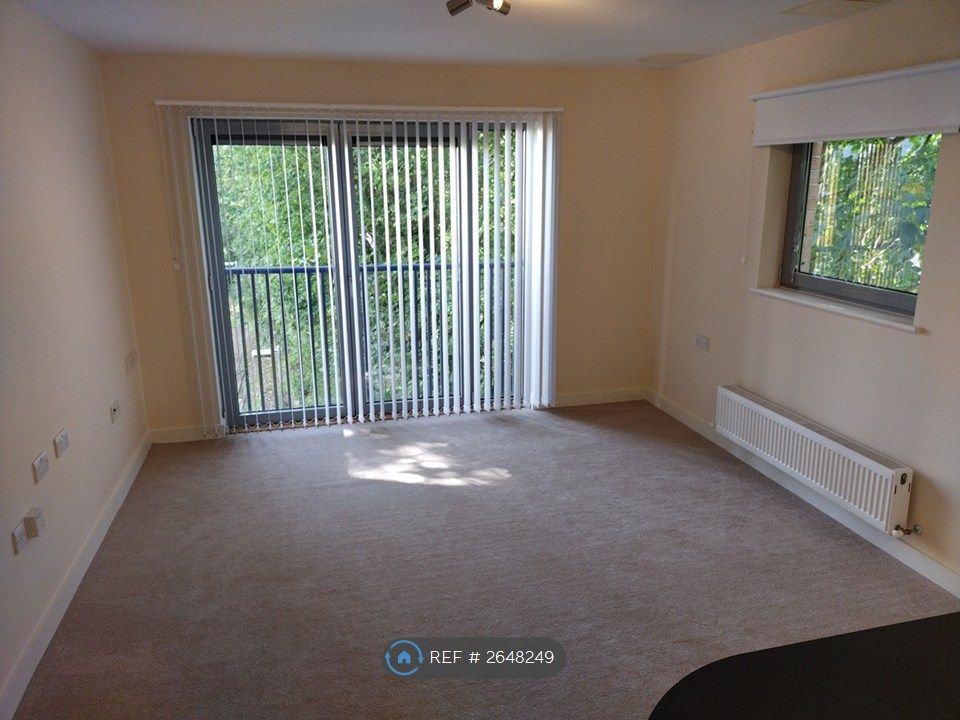 Property photo 2 of 11 Lounge