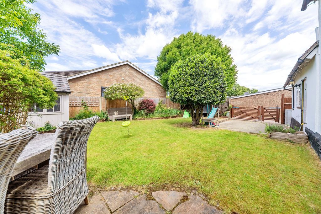 Property photo 2 of 14