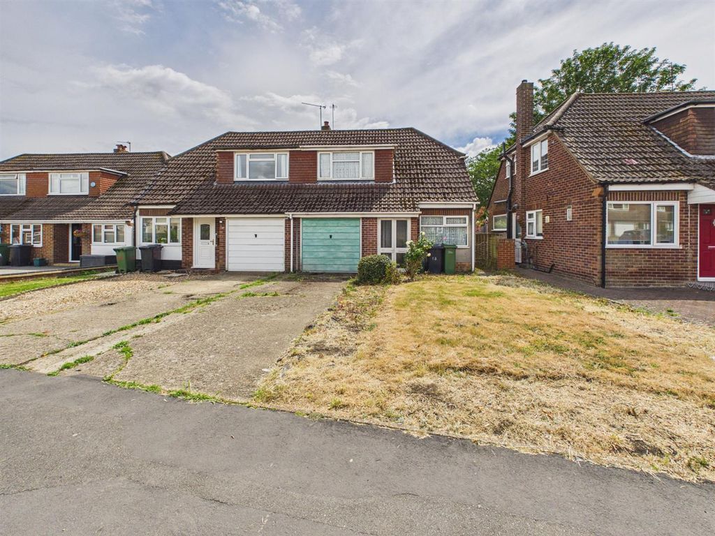 Property photo 1 of 9 Cam05510G0-Pr0225-Still016.Jpg