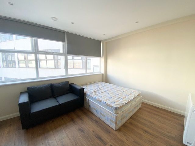 Property photo 2 of 3