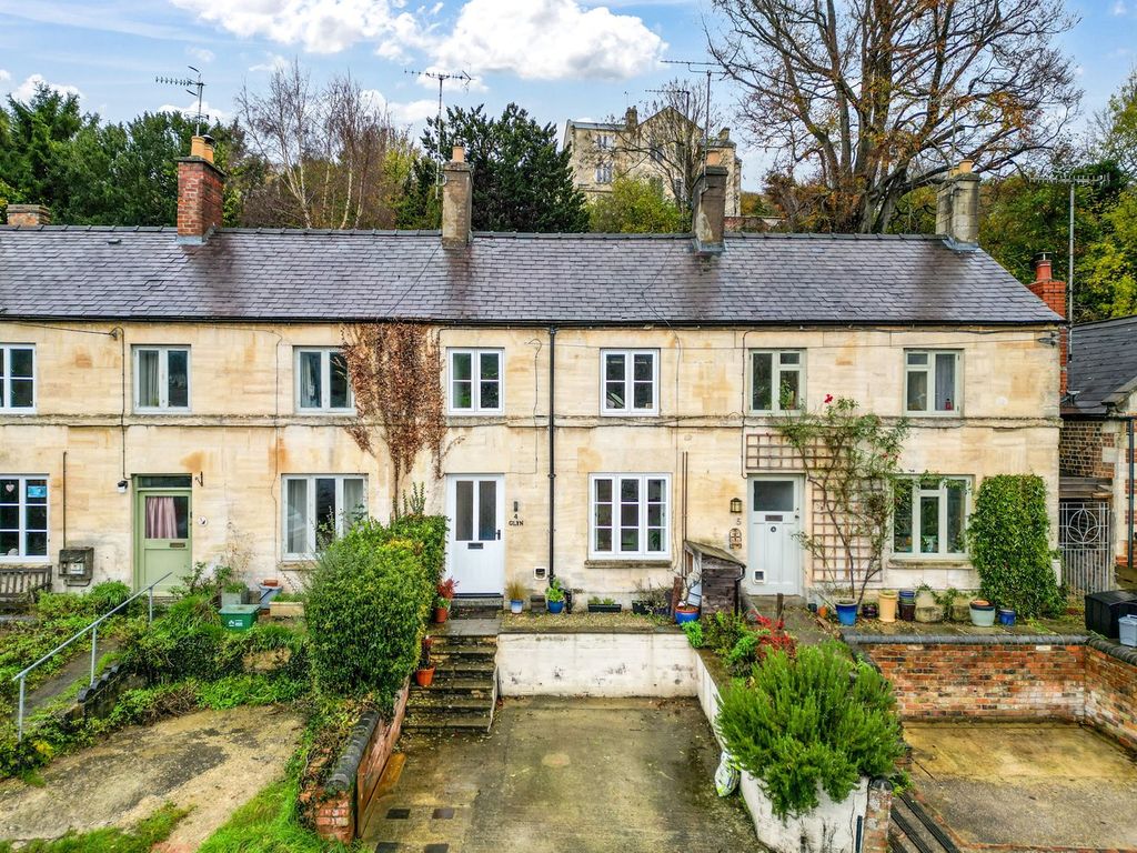 Property photo 1 of 18