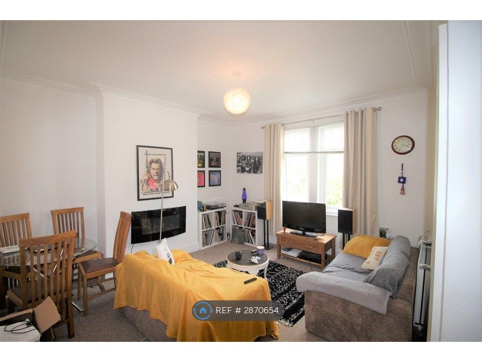 Property photo 1 of 4