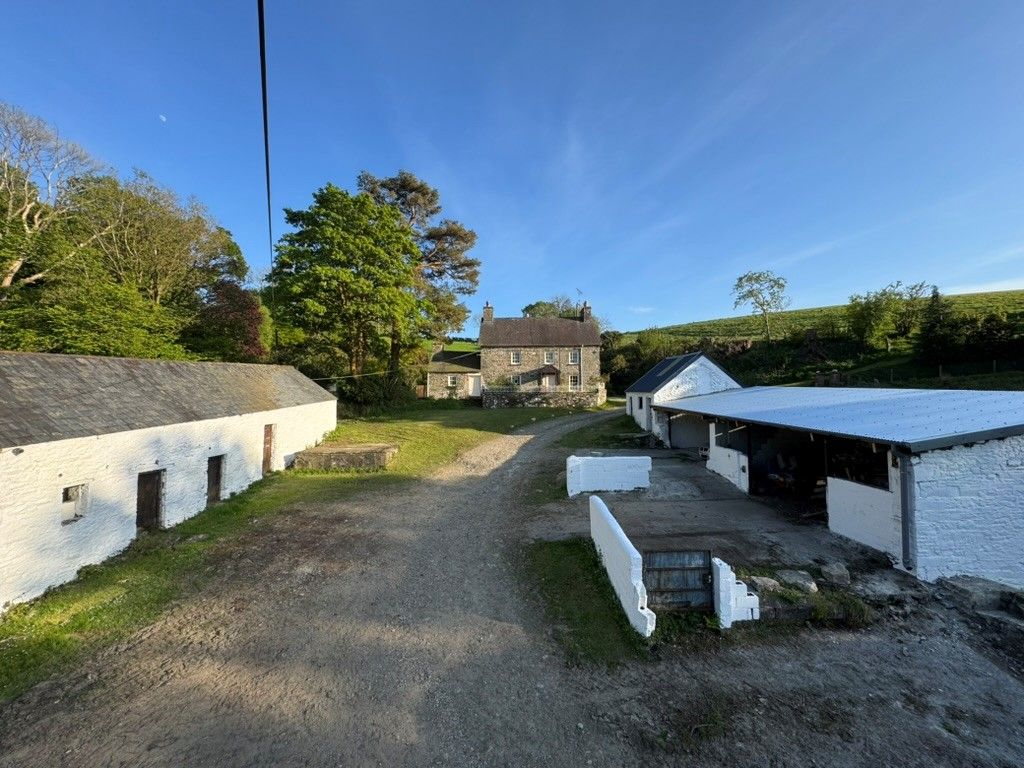 Property photo 2 of 55