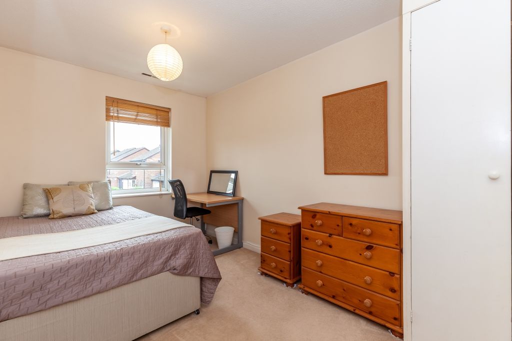 Property photo 3 of 13 170193