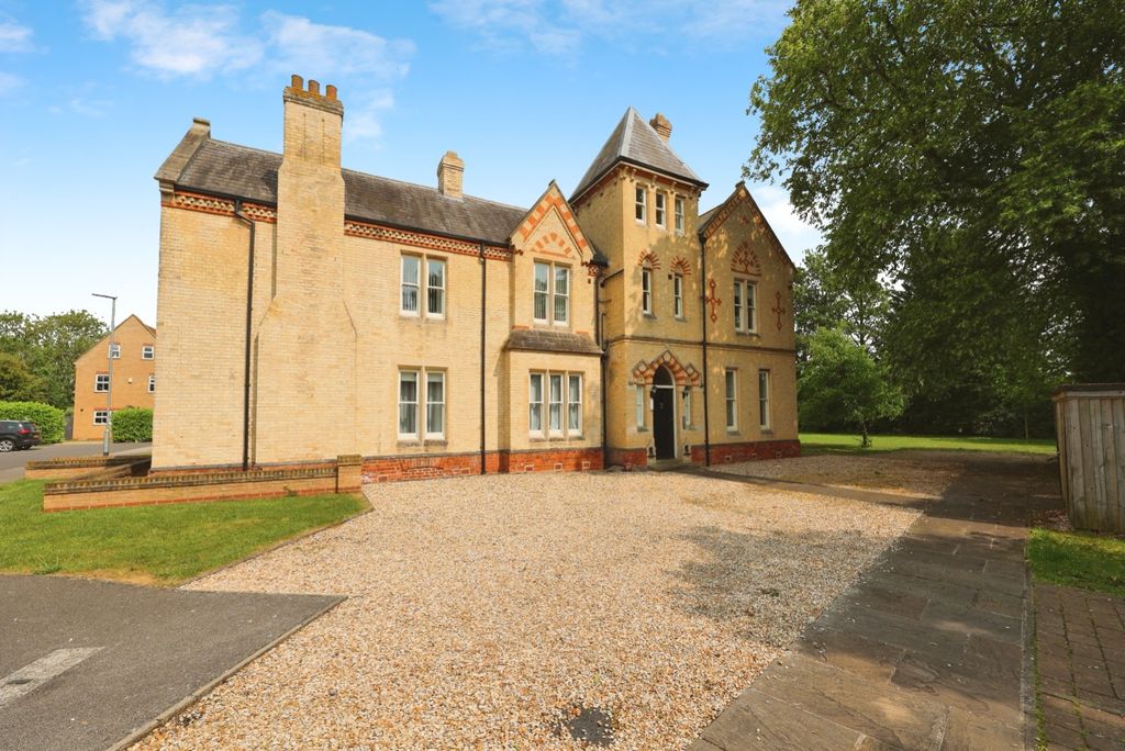 Property photo 1 of 14 4269321