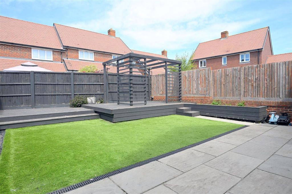Property photo 2 of 15 Rear Garden