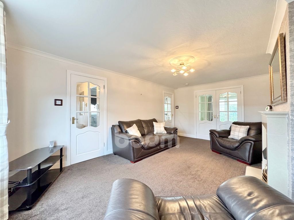 Property photo 2 of 26 Mossend Avenue, Kilbirnie Lounge Pic