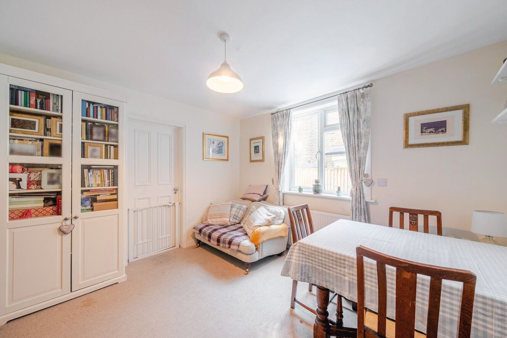 Property photo 3 of 12 Picture No. 08