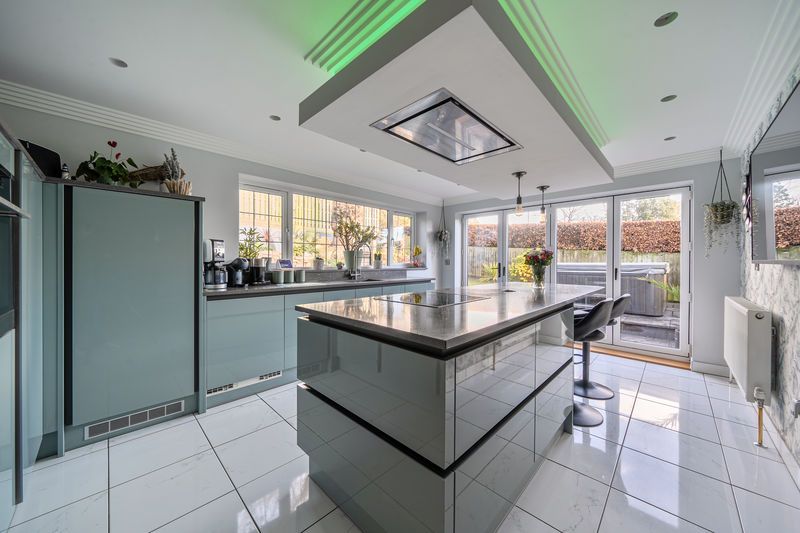 Property photo 3 of 27 Photo 19