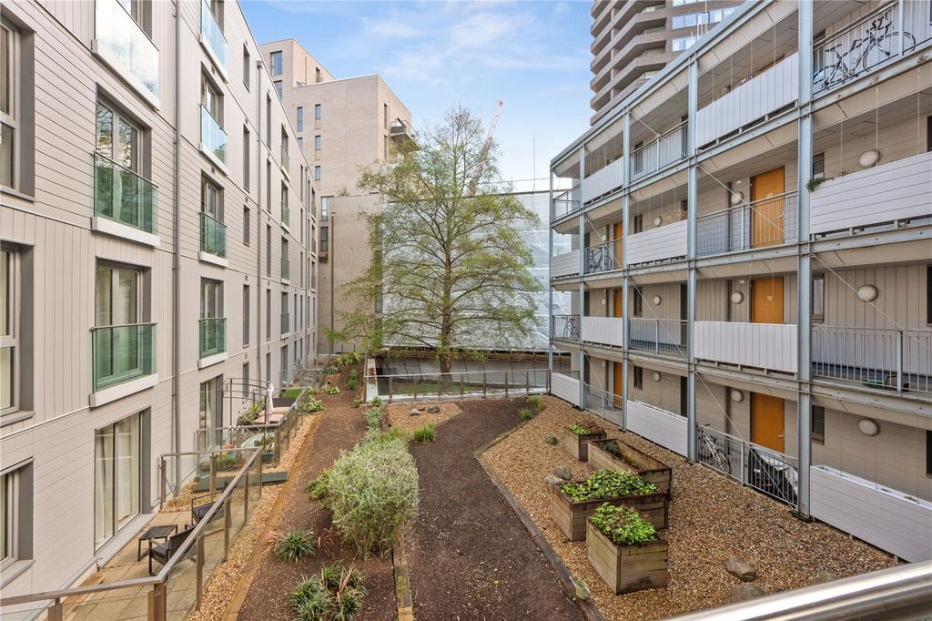 Property photo 1 of 11 Picture No. 15