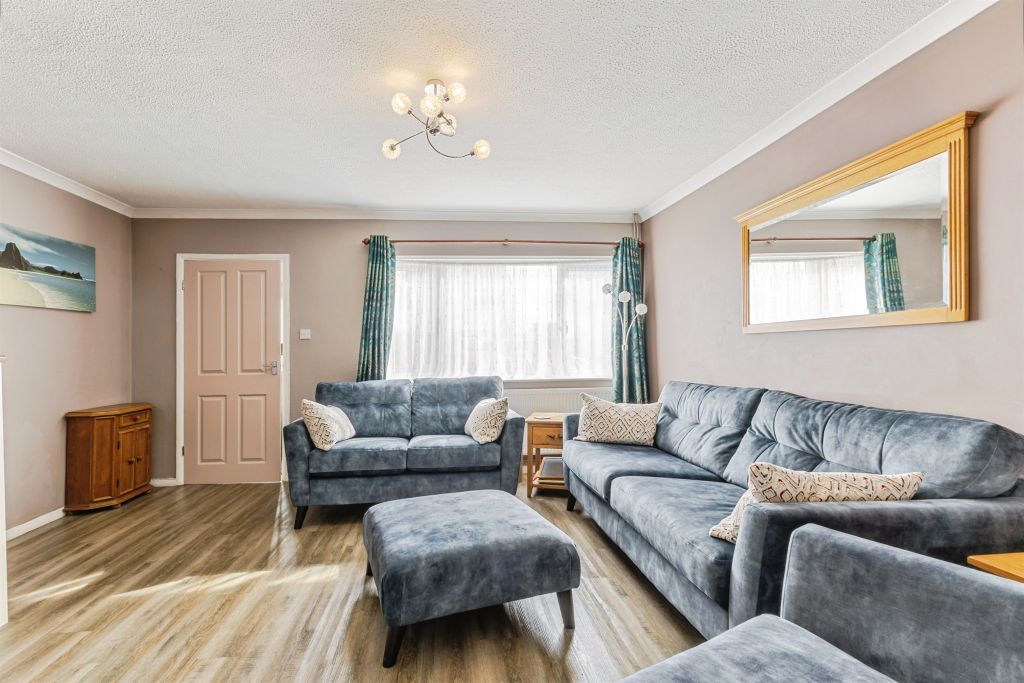 Property photo 3 of 22