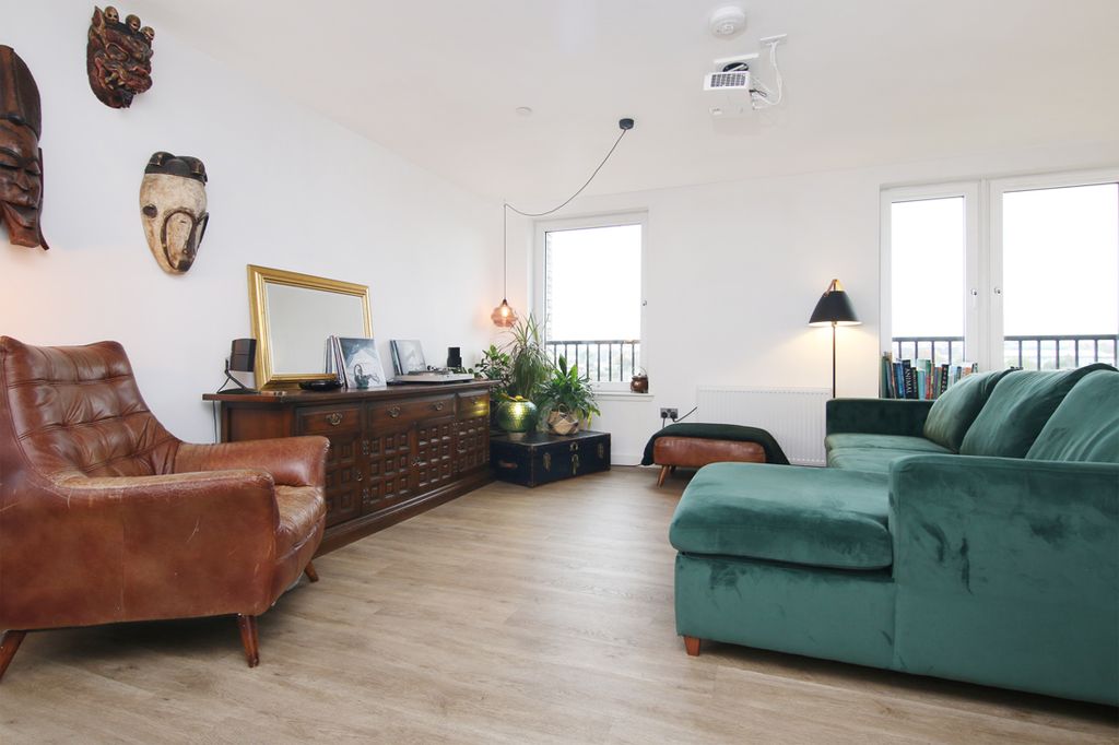 Property photo 2 of 17 Property Image 2