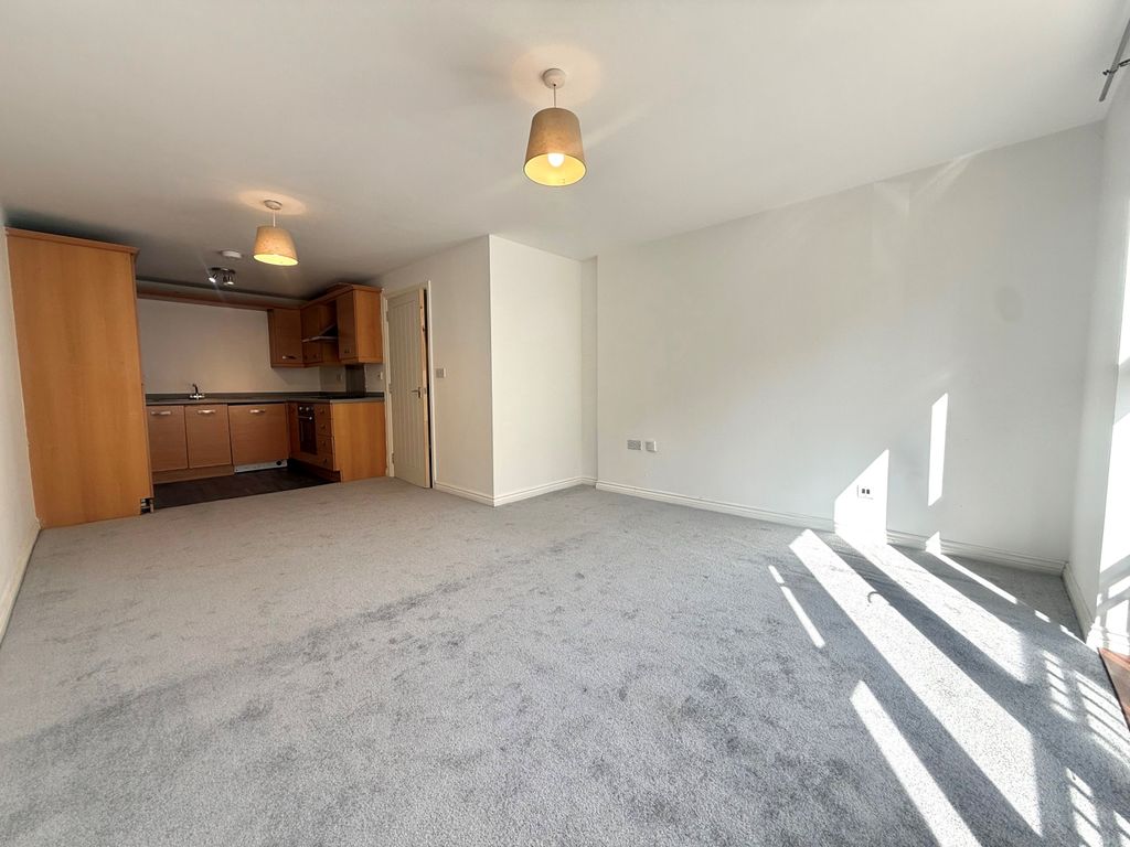 Property photo 1 of 8 2