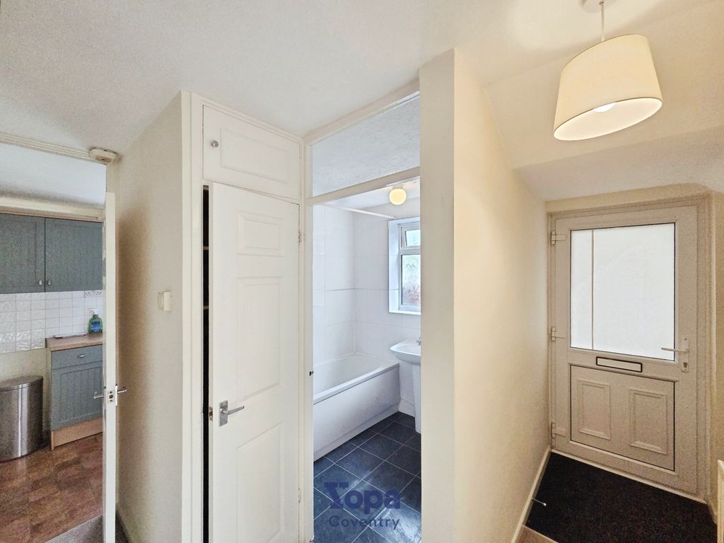 Property photo 3 of 19 Ddac73A7-47728