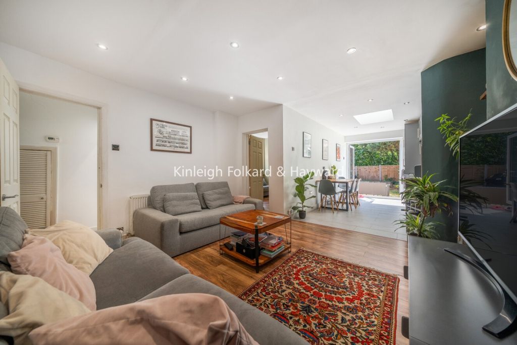Property photo 1 of 16 242Ea98d-Fa46-45Fa-8