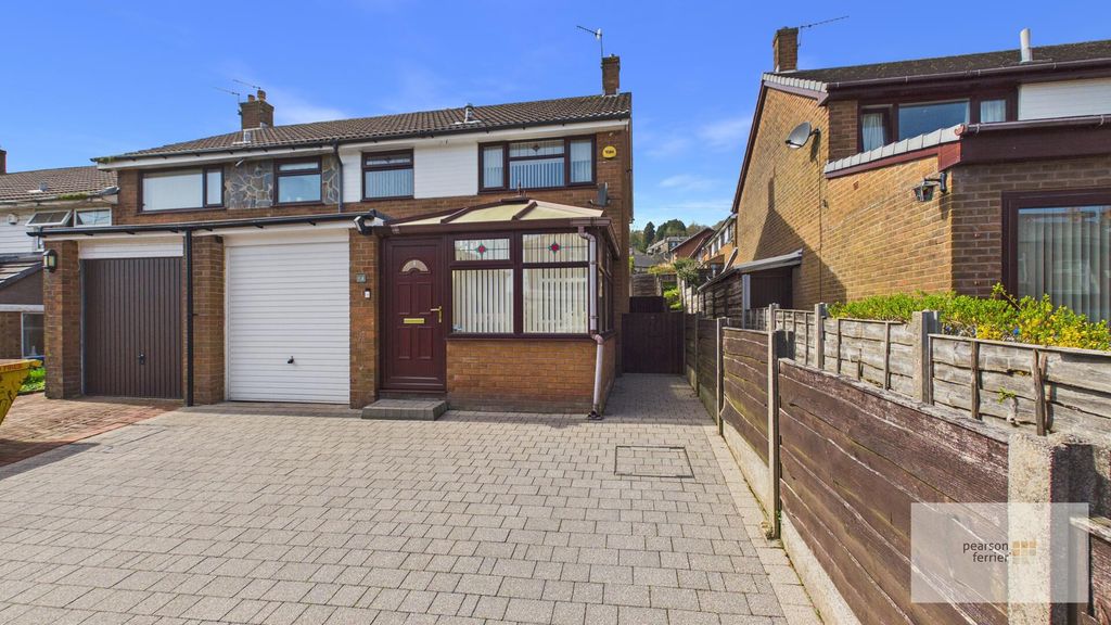 Property photo 1 of 18 Front (Exterior)