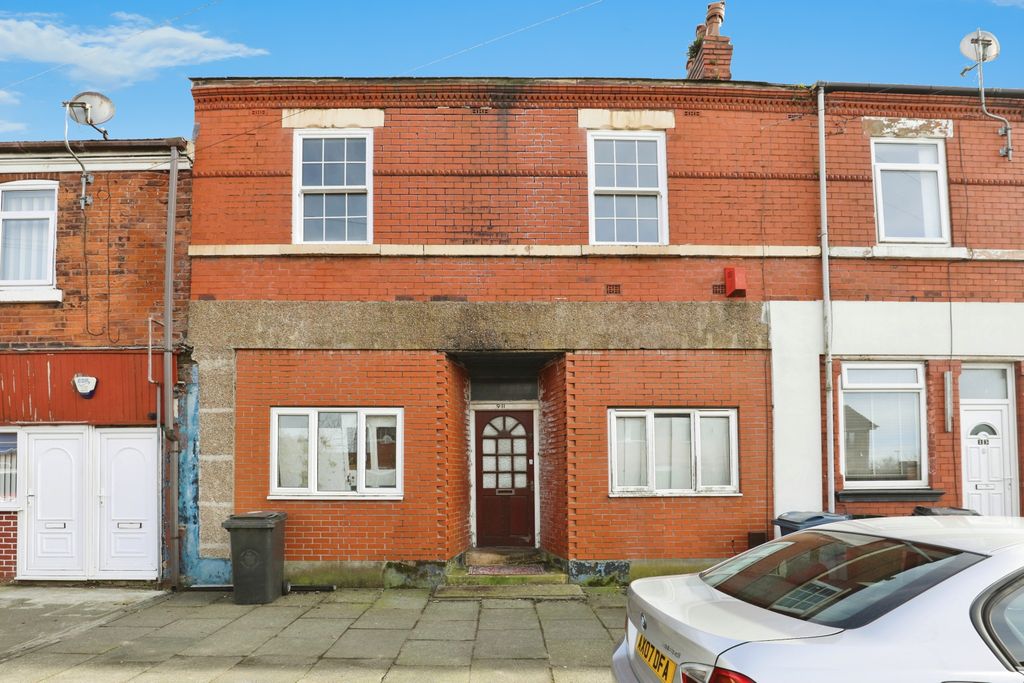Property photo 1 of 13