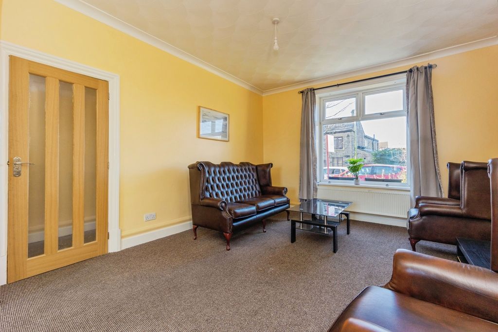 Property photo 3 of 20 Pbox-Img.Jpg