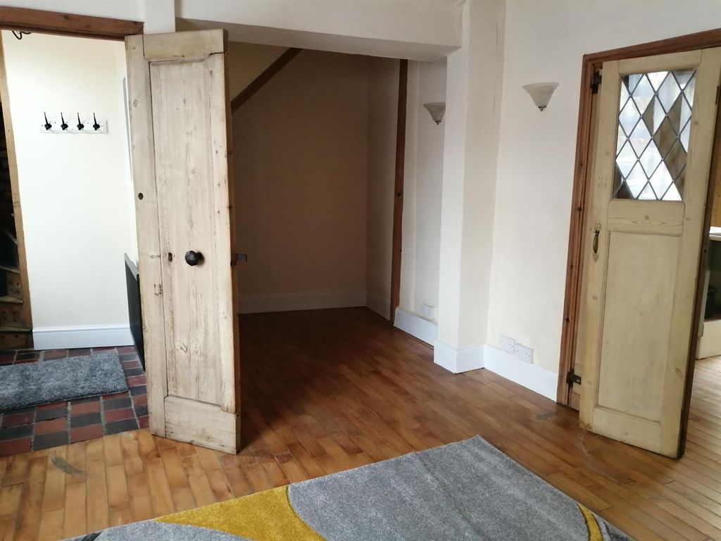 Property photo 2 of 16 Img_20251031_103925.Jpg