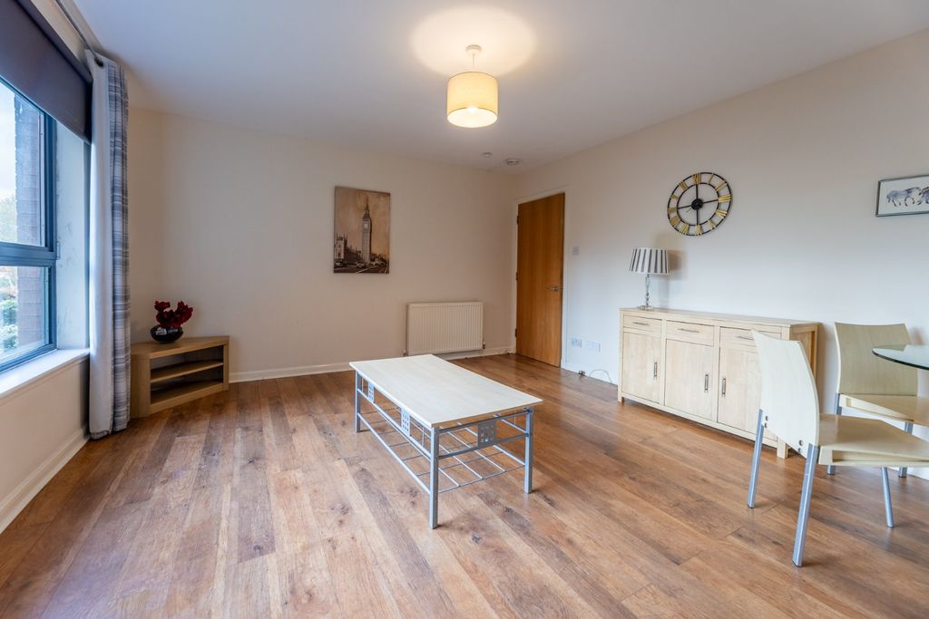 Property photo 3 of 16 Picture No. 16