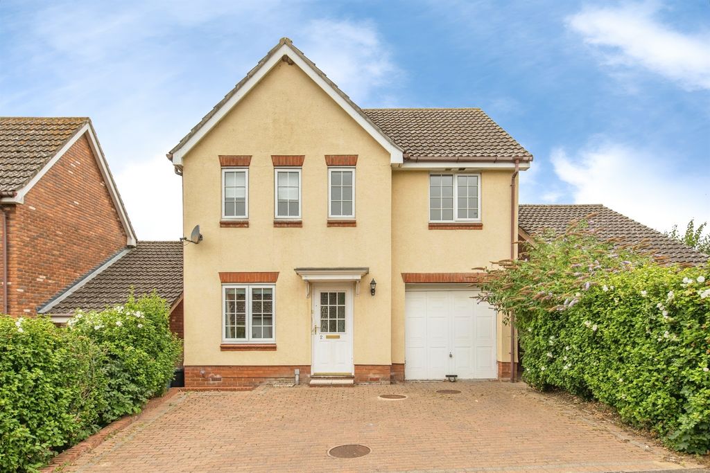 Property photo 1 of 17