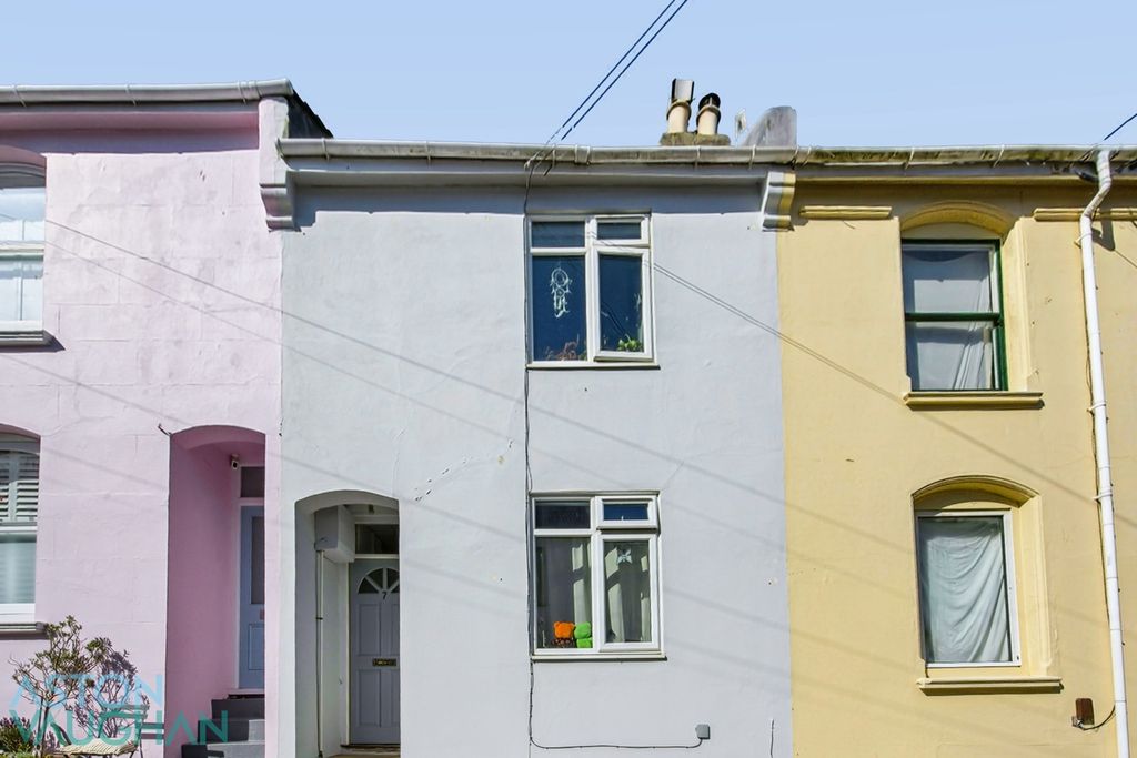 Property photo 1 of 15 4999120