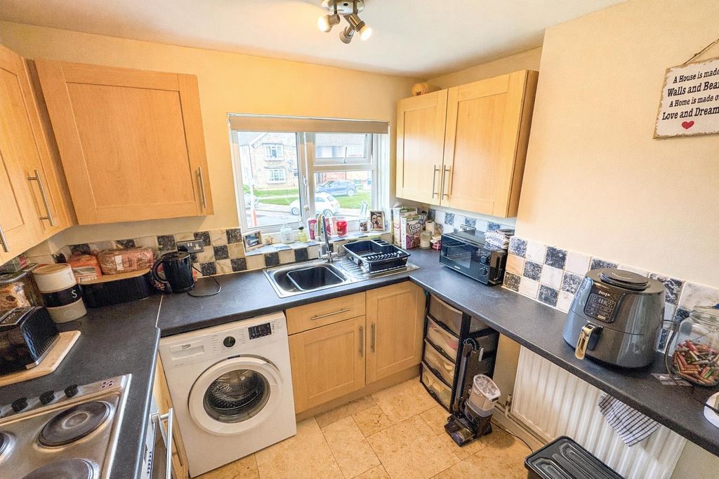 Additional image 7 of 2 bed flat for saleNewark Drive, Corby NN18