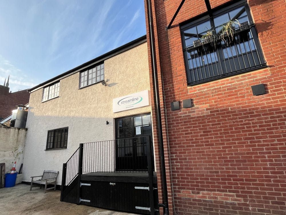 Property photo 3 of 8 Image00015.Jpg