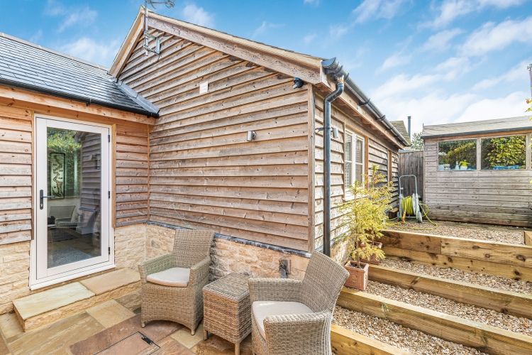 Property photo 2 of 10 303861