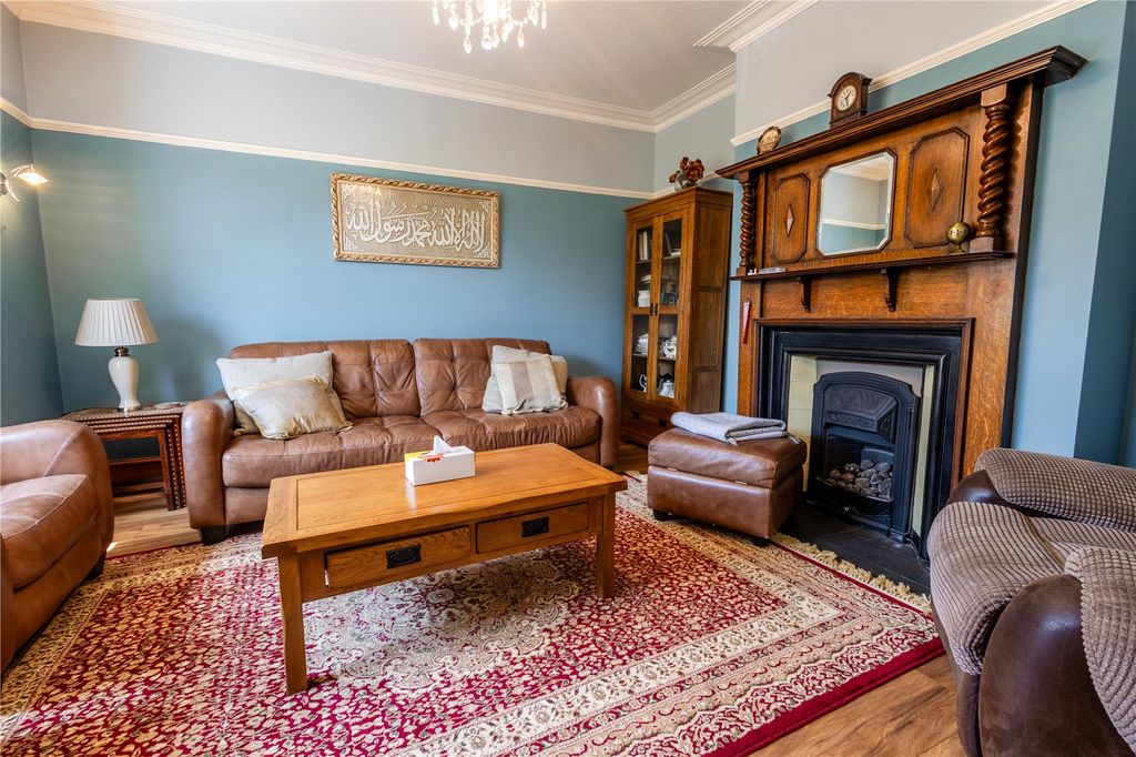 Property photo 2 of 40 Picture No. 07
