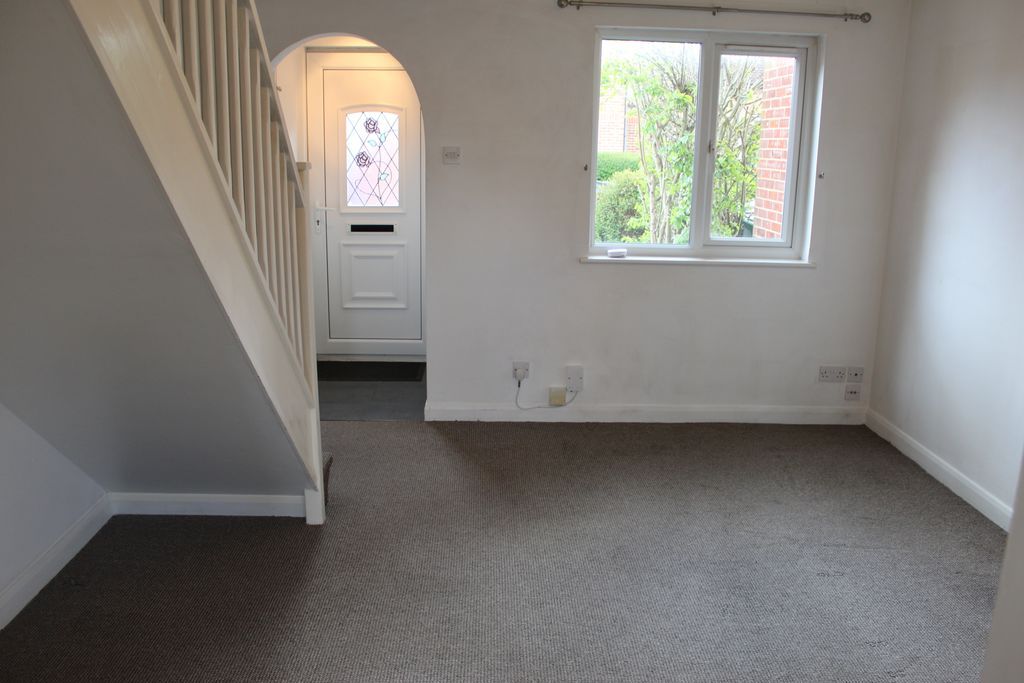 Property photo 2 of 14 Photo 10