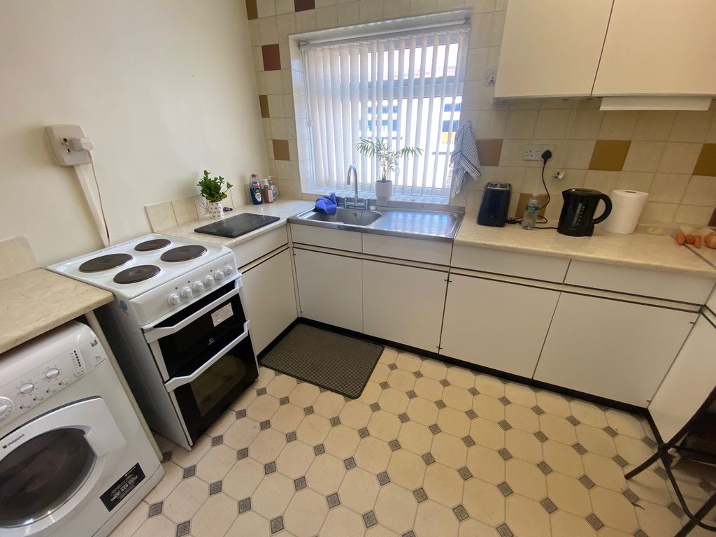 Property photo 3 of 7