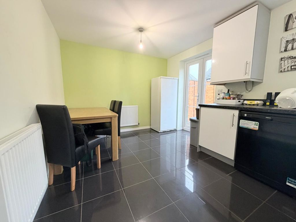 Property photo 2 of 11 Photo 5