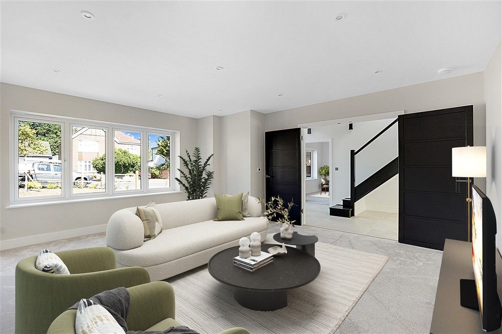 Property photo 2 of 26 Lounge (Staged)