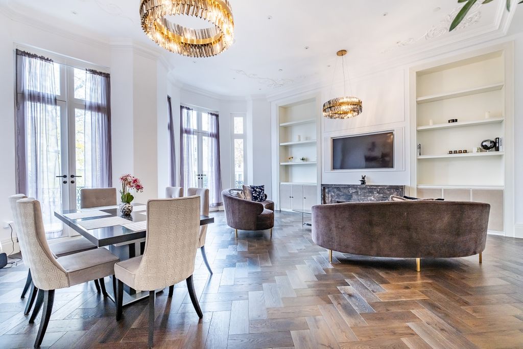 Property photo 3 of 21