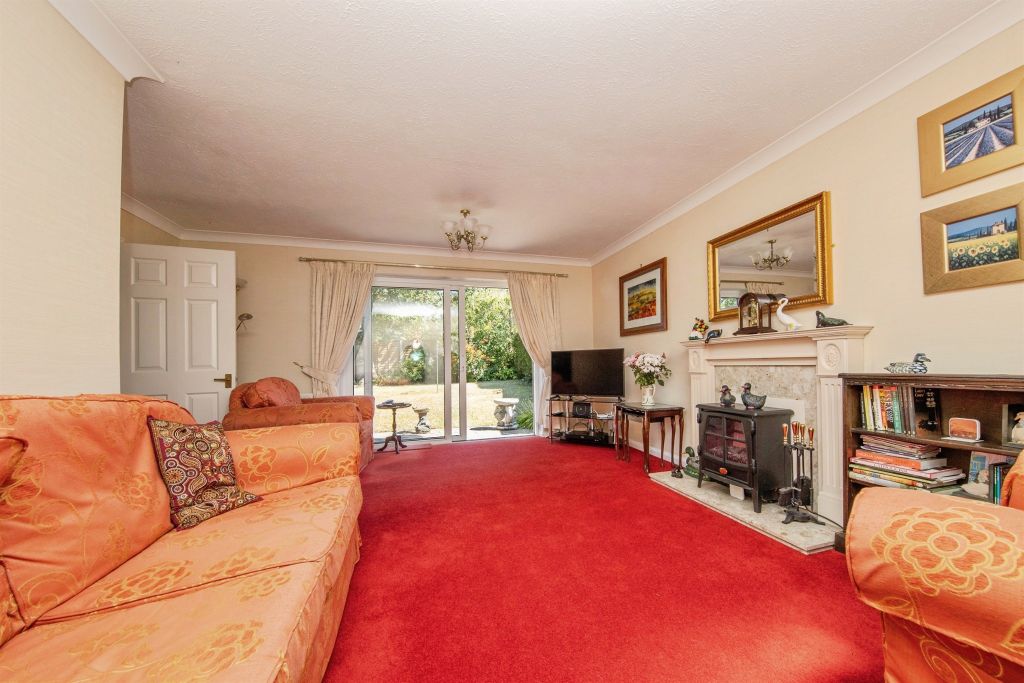 Property photo 3 of 17