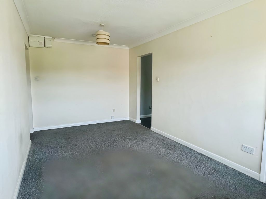 Property photo 3 of 26