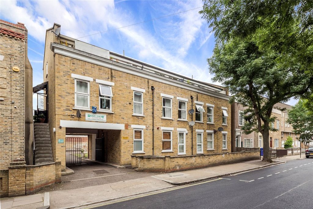 Property photo 3 of 6 Picture No. 01