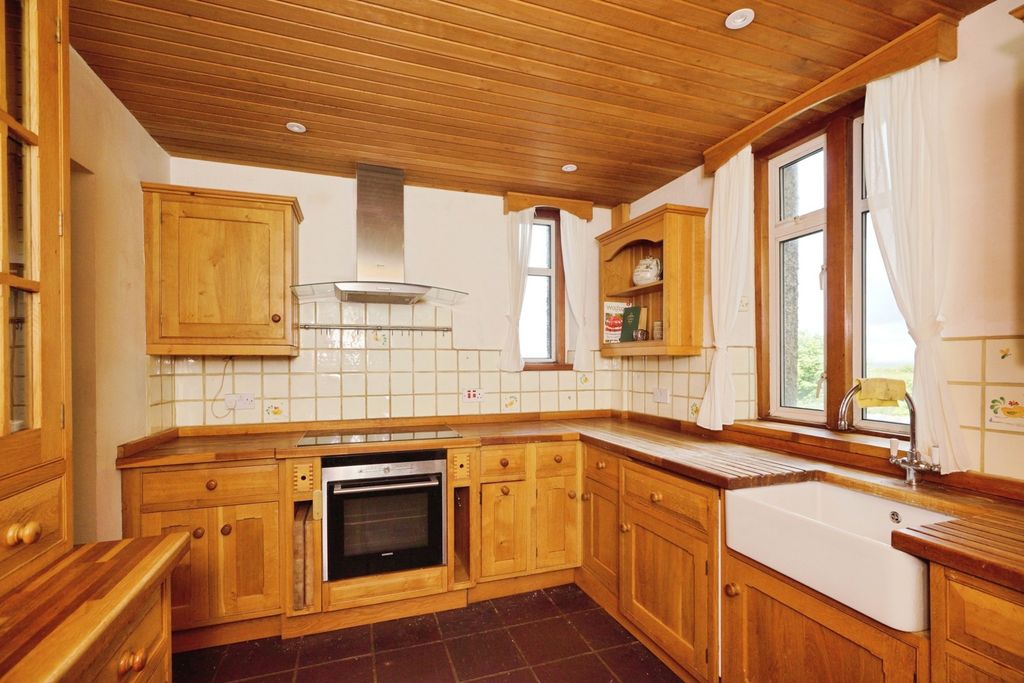 Property photo 2 of 20 Pbox-Img.Jpg