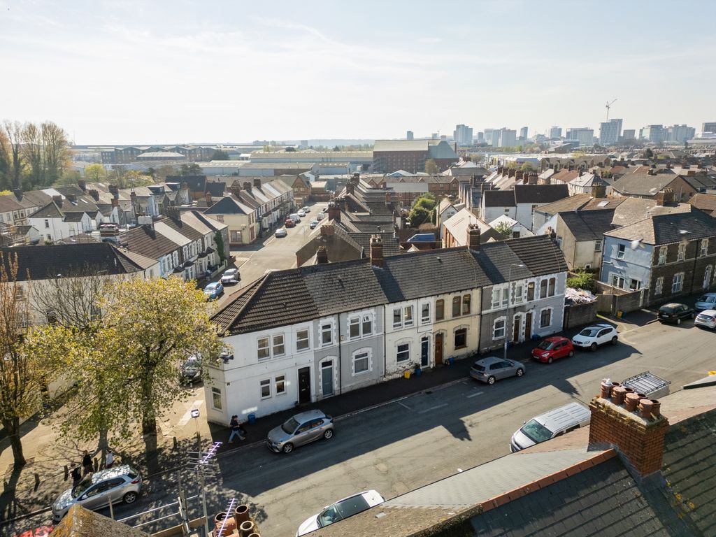 Property photo 1 of 20 Singlton-4 4