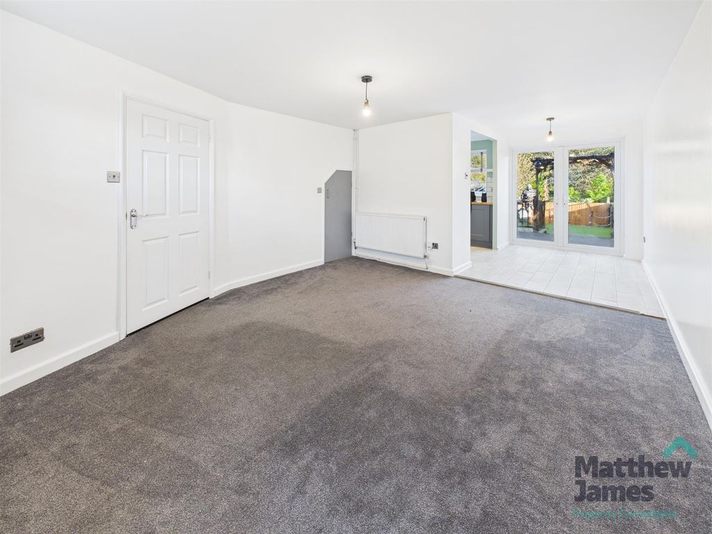 Property photo 3 of 21 Cam03063G0-Pr0147-Still013.Jpg