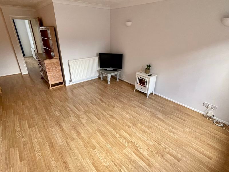 Property photo 3 of 11 Photo 1