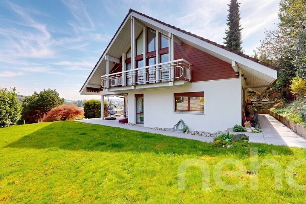Property photo 3 of 12