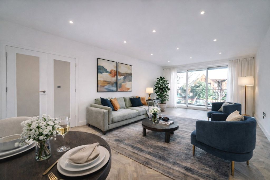 Property photo 2 of 15 Living Room