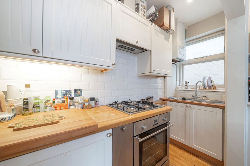 Property photo 3 of 4