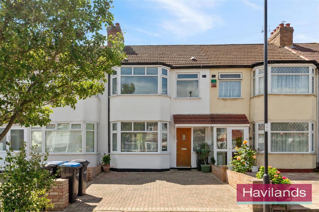 Property photo 1 of 12 Pembroke Road-1.Jpg