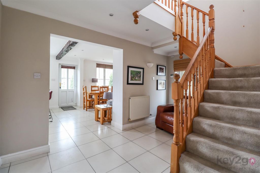 Property photo 2 of 36 Img_2449.Jpg